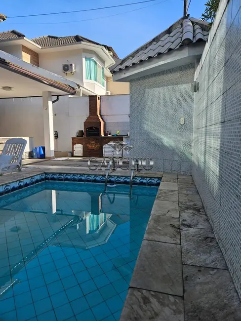 Foto 2 de Casa com 3 quartos à venda e para alugar, 198m2 em Vargem Pequena, Rio De Janeiro - RJ