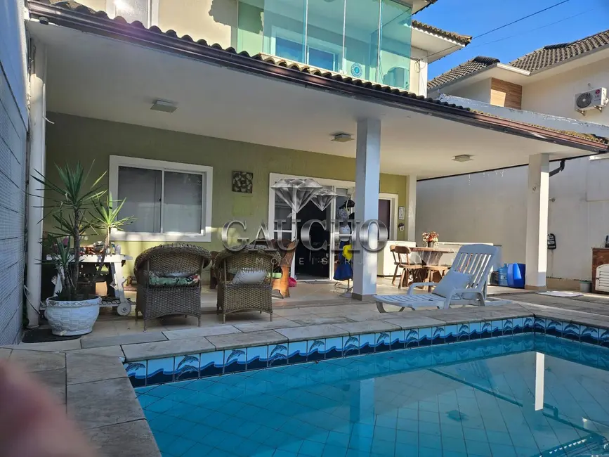Foto 1 de Casa com 3 quartos à venda e para alugar, 198m2 em Vargem Pequena, Rio De Janeiro - RJ