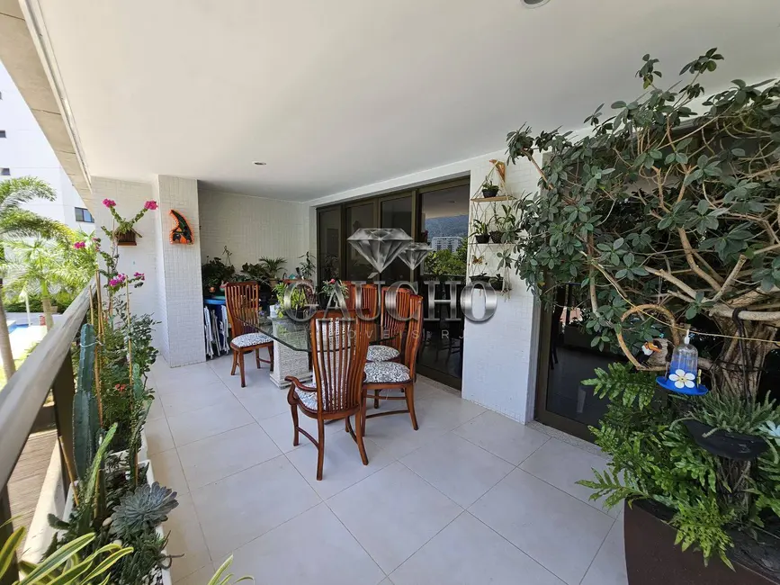 Foto 4 de Apartamento com 4 quartos à venda, 160m2 em Barra da Tijuca, Rio De Janeiro - RJ
