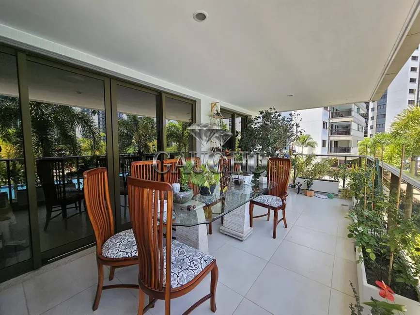 Foto 7 de Apartamento com 4 quartos à venda, 160m2 em Barra da Tijuca, Rio De Janeiro - RJ