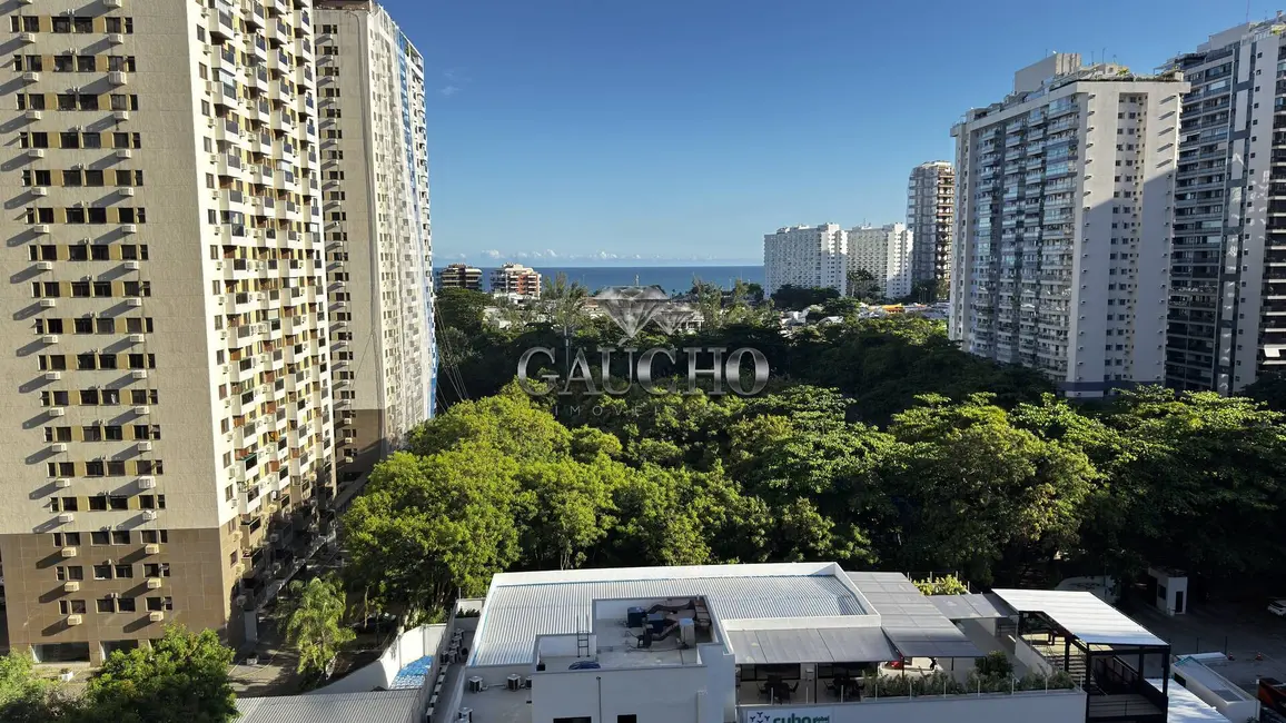 Apartamento com 3 quartos à venda, 84m2 em Barra da Tijuca, Rio De Janeiro - RJ - imagem 1 Foto 1 de Apartamento com 3 quartos à venda, 84m2 em Barra da Tijuca, Rio De Janeiro - RJ