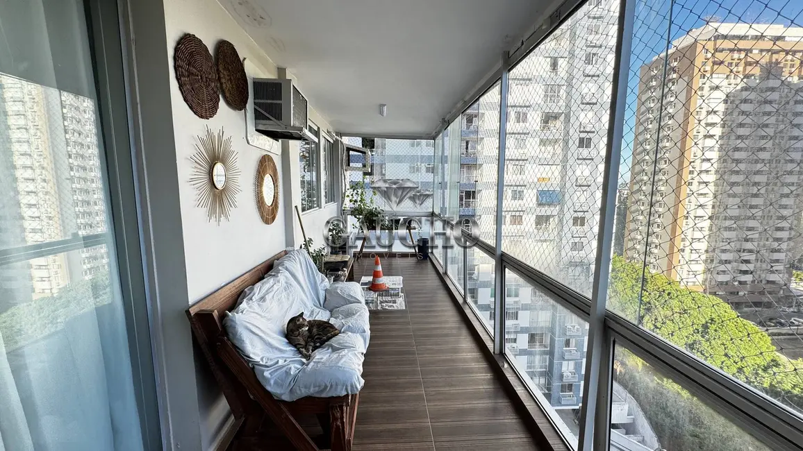 Apartamento com 3 quartos à venda, 84m2 em Barra da Tijuca, Rio De Janeiro - RJ - imagem 8 Foto 8 de Apartamento com 3 quartos à venda, 84m2 em Barra da Tijuca, Rio De Janeiro - RJ