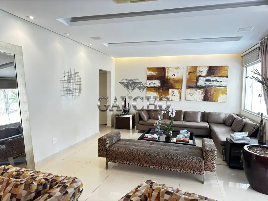 Casa com 7 quartos à venda e para alugar, 850m2 em Barra da Tijuca, Rio De Janeiro - RJ - imagem 9 Foto 9 de Casa com 7 quartos à venda e para alugar, 850m2 em Barra da Tijuca, Rio De Janeiro - RJ
