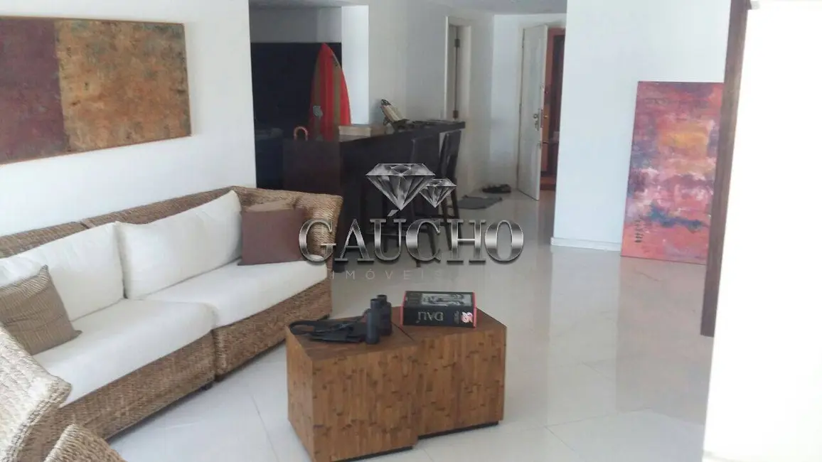 Foto 3 de Apartamento com 3 quartos à venda, 247m2 em Barra da Tijuca, Rio De Janeiro - RJ