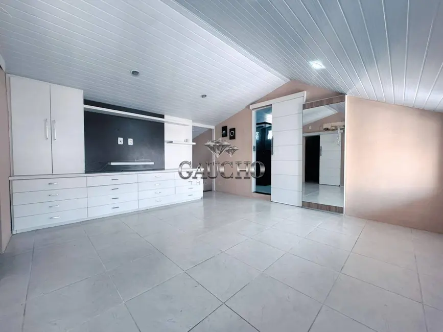 Casa com 5 quartos à venda, 211m2 em Recreio dos Bandeirantes, Rio De Janeiro - RJ - imagem 9 Foto 9 de Casa com 5 quartos à venda, 211m2 em Recreio dos Bandeirantes, Rio De Janeiro - RJ