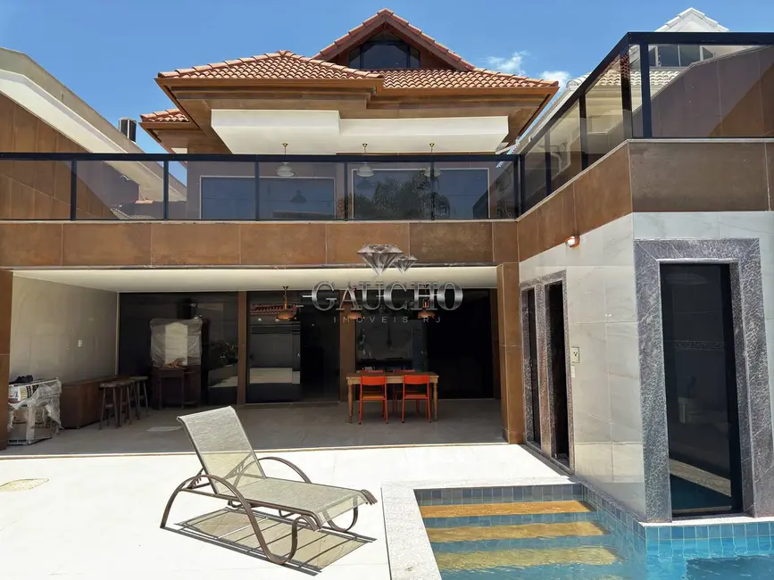 Foto 2 de Casa com 4 quartos à venda, 375m2 em Barra da Tijuca, Rio De Janeiro - RJ