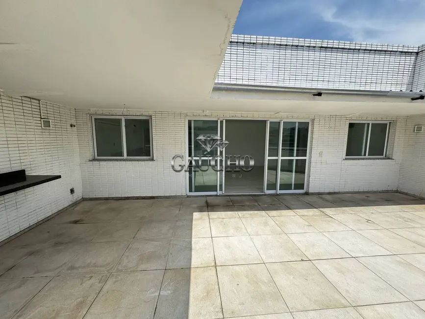 Cobertura com 4 quartos à venda, 220m2 em Recreio dos Bandeirantes, Rio De Janeiro - RJ - imagem 8 Foto 8 de Cobertura com 4 quartos à venda, 220m2 em Recreio dos Bandeirantes, Rio De Janeiro - RJ