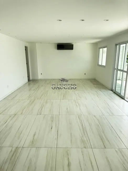 Cobertura com 4 quartos à venda, 220m2 em Recreio dos Bandeirantes, Rio De Janeiro - RJ - imagem 3 Foto 3 de Cobertura com 4 quartos à venda, 220m2 em Recreio dos Bandeirantes, Rio De Janeiro - RJ