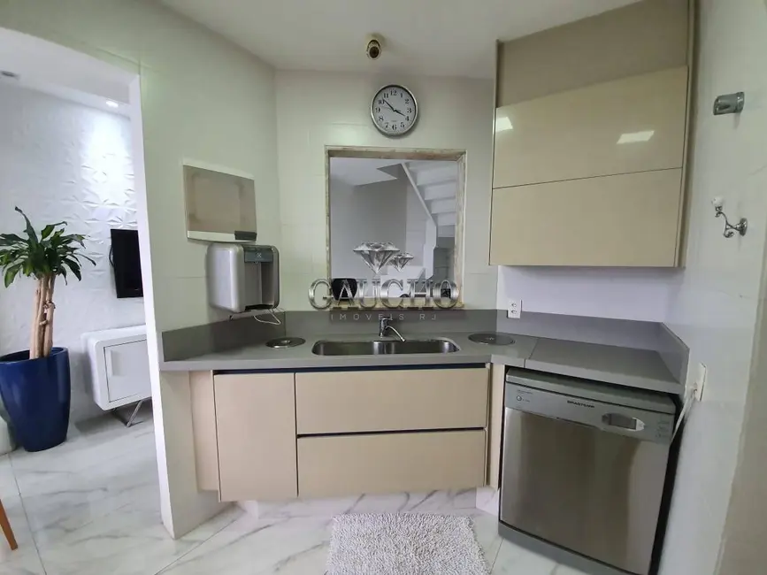 Cobertura com 3 quartos à venda e para alugar, 173m2 em Barra da Tijuca, Rio De Janeiro - RJ - imagem 7 Foto 7 de Cobertura com 3 quartos à venda e para alugar, 173m2 em Barra da Tijuca, Rio De Janeiro - RJ