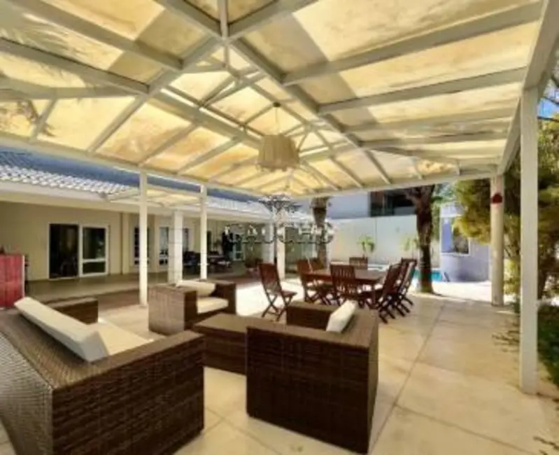 Casa com 5 quartos à venda, 690m2 em Barra da Tijuca, Rio De Janeiro - RJ - imagem 4 Foto 4 de Casa com 5 quartos à venda, 690m2 em Barra da Tijuca, Rio De Janeiro - RJ