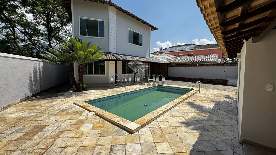 Casa com 5 quartos à venda, 333m2 em Barra da Tijuca, Rio De Janeiro - RJ - imagem 3 Foto 3 de Casa com 5 quartos à venda, 333m2 em Barra da Tijuca, Rio De Janeiro - RJ