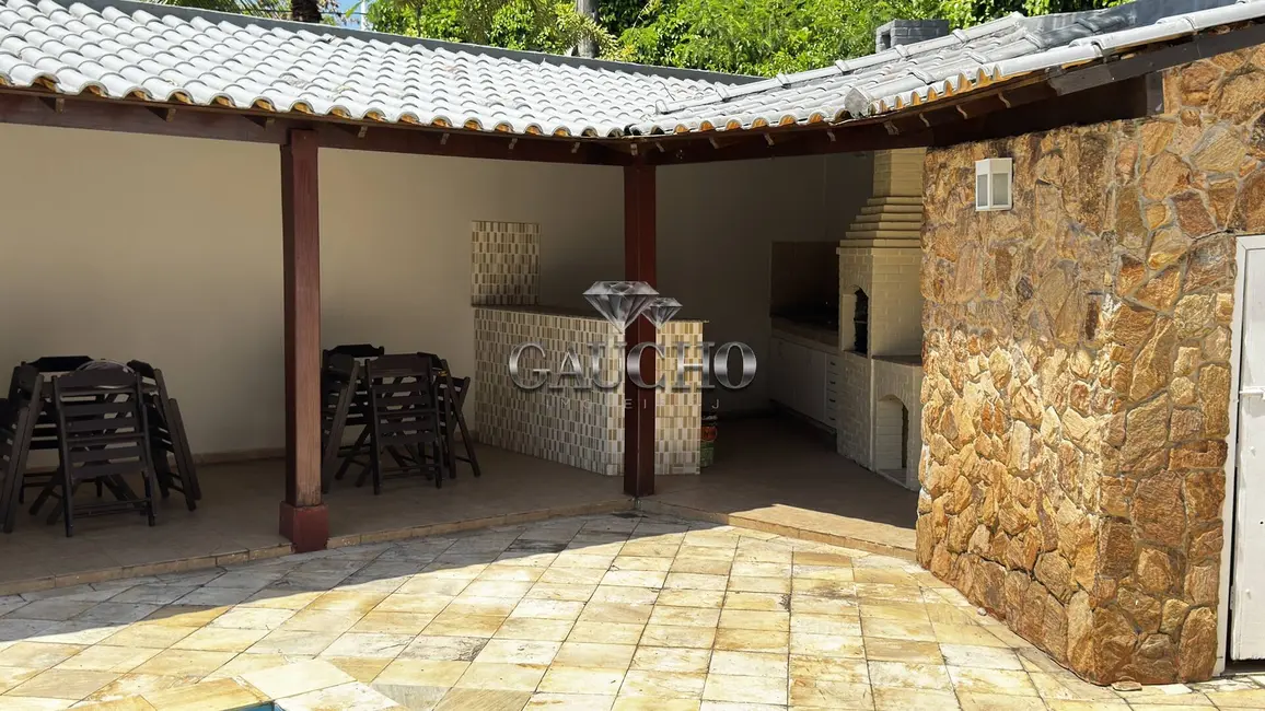 Casa com 5 quartos à venda, 333m2 em Barra da Tijuca, Rio De Janeiro - RJ - imagem 8 Foto 8 de Casa com 5 quartos à venda, 333m2 em Barra da Tijuca, Rio De Janeiro - RJ