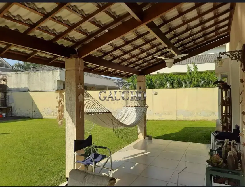 Casa com 4 quartos à venda, 393m2 em Barra da Tijuca, Rio De Janeiro - RJ - imagem 6 Foto 6 de Casa com 4 quartos à venda, 393m2 em Barra da Tijuca, Rio De Janeiro - RJ