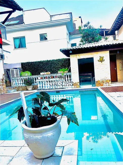 Casa com 4 quartos à venda, 310m2 em Recreio dos Bandeirantes, Rio De Janeiro - RJ - imagem 5 Foto 5 de Casa com 4 quartos à venda, 310m2 em Recreio dos Bandeirantes, Rio De Janeiro - RJ