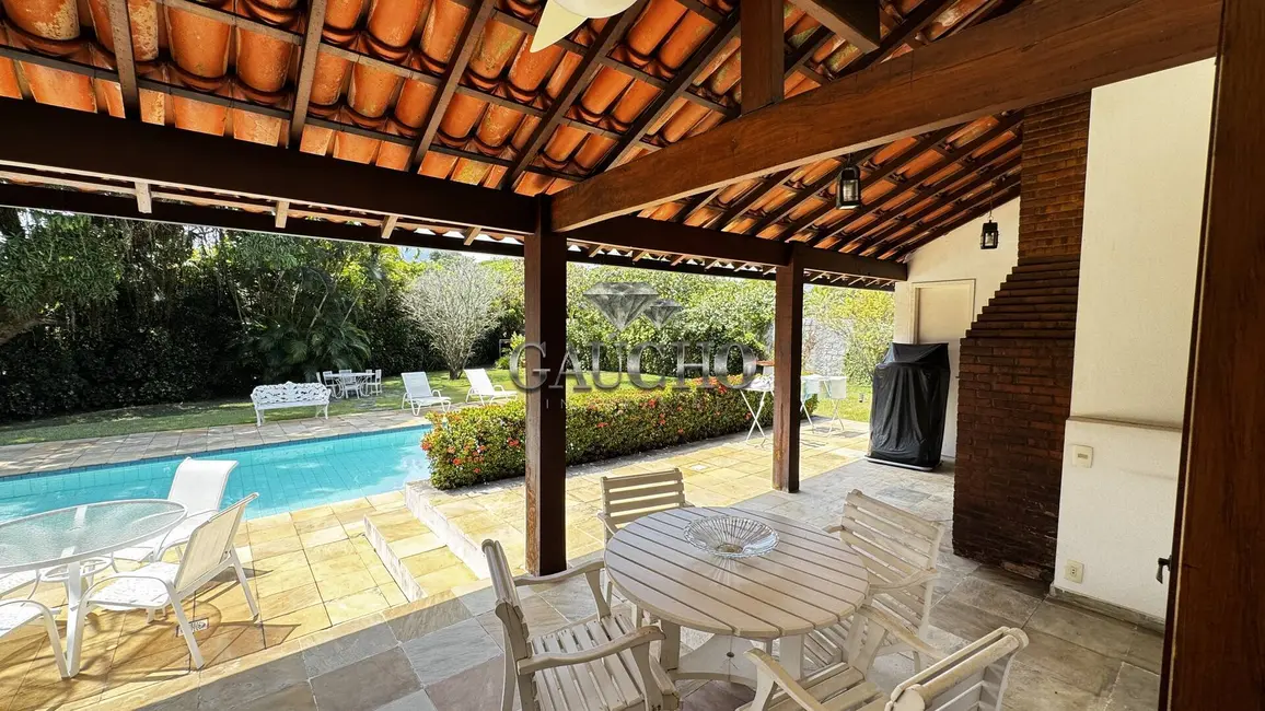 Casa com 4 quartos à venda, 375m2 em Barra da Tijuca, Rio De Janeiro - RJ - imagem 7 Foto 7 de Casa com 4 quartos à venda, 375m2 em Barra da Tijuca, Rio De Janeiro - RJ