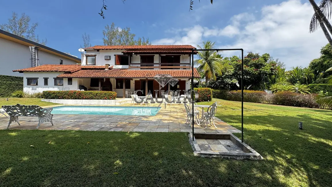 Casa com 4 quartos à venda, 375m2 em Barra da Tijuca, Rio De Janeiro - RJ - imagem 3 Foto 3 de Casa com 4 quartos à venda, 375m2 em Barra da Tijuca, Rio De Janeiro - RJ