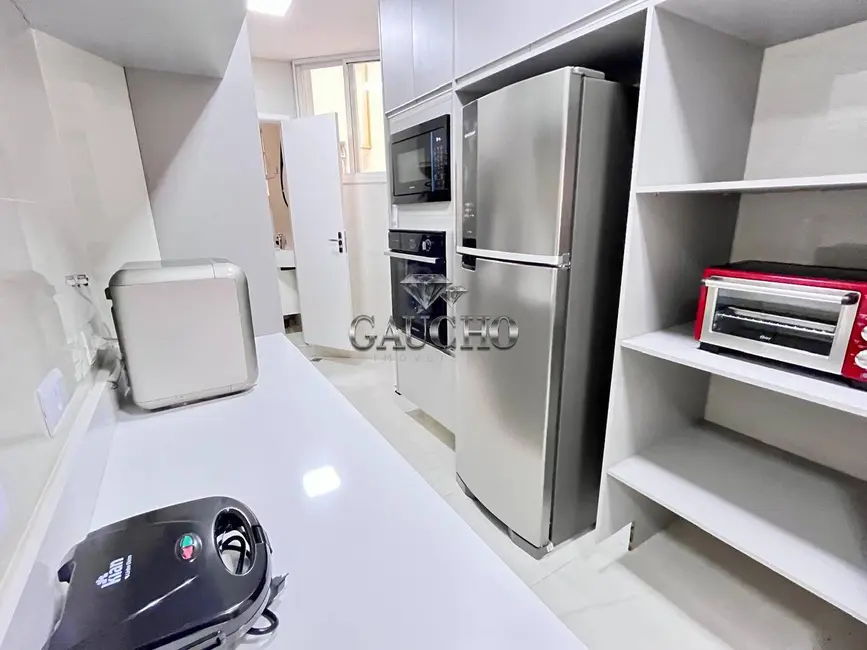 Foto 9 de Apartamento com 3 quartos à venda e para alugar, 140m2 em Copacabana, Rio De Janeiro - RJ