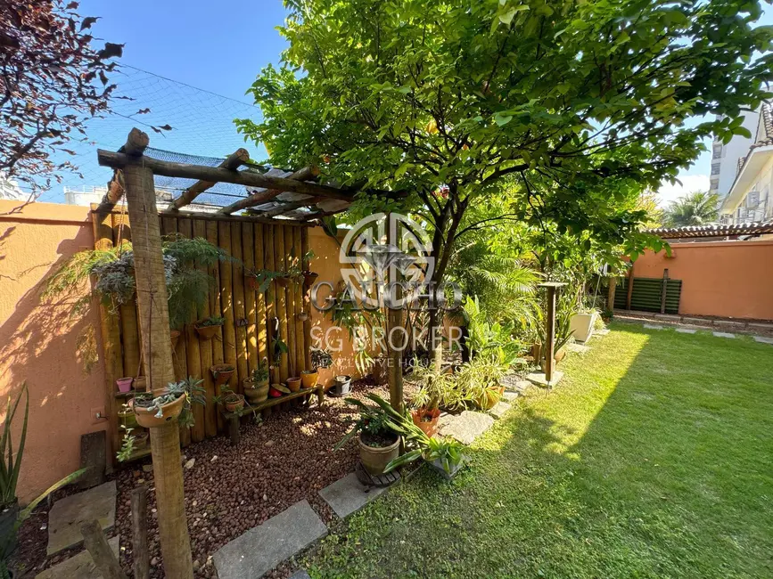 Foto 9 de Casa com 4 quartos à venda, 220m2 em Recreio dos Bandeirantes, Rio De Janeiro - RJ