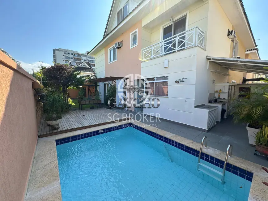 Foto 1 de Casa com 4 quartos à venda, 220m2 em Recreio dos Bandeirantes, Rio De Janeiro - RJ