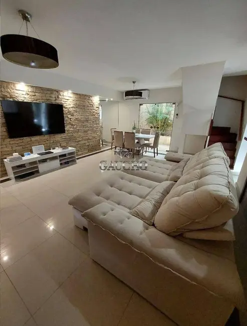 Casa com 4 quartos à venda, 192m2 em Pechincha, Rio De Janeiro - RJ - imagem 8 Foto 8 de Casa com 4 quartos à venda, 192m2 em Pechincha, Rio De Janeiro - RJ