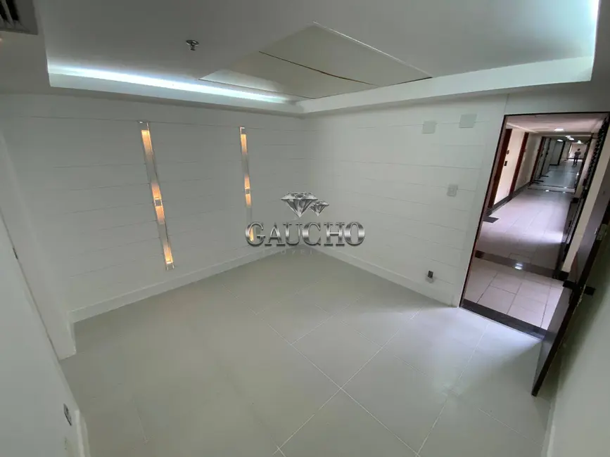Sala Comercial à venda, 40m2 em Barra da Tijuca, Rio De Janeiro - RJ - imagem 6 Foto 6 de Sala Comercial à venda, 40m2 em Barra da Tijuca, Rio De Janeiro - RJ