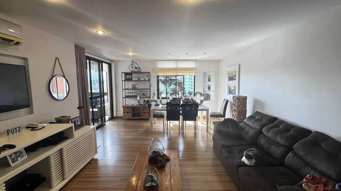 Foto 2 de Apartamento com 3 quartos à venda, 120m2 em Barra da Tijuca, Rio De Janeiro - RJ