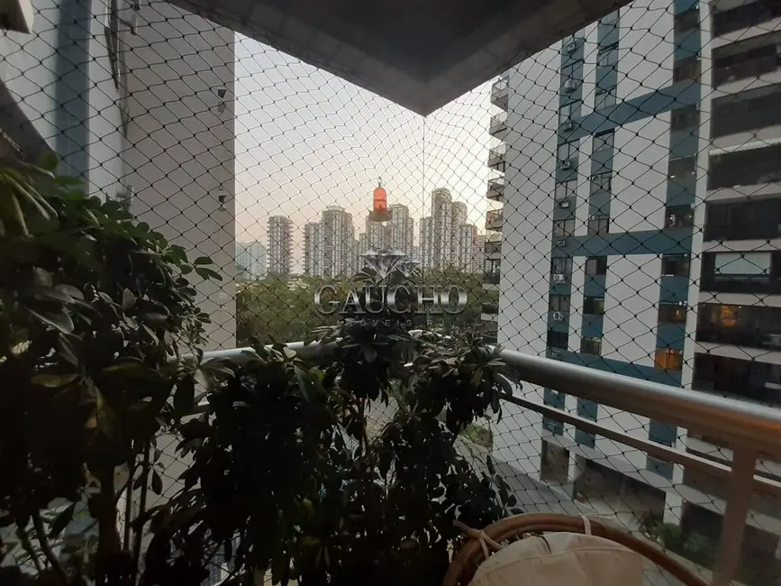 Foto 3 de Apartamento com 2 quartos à venda, 79m2 em Barra da Tijuca, Rio De Janeiro - RJ