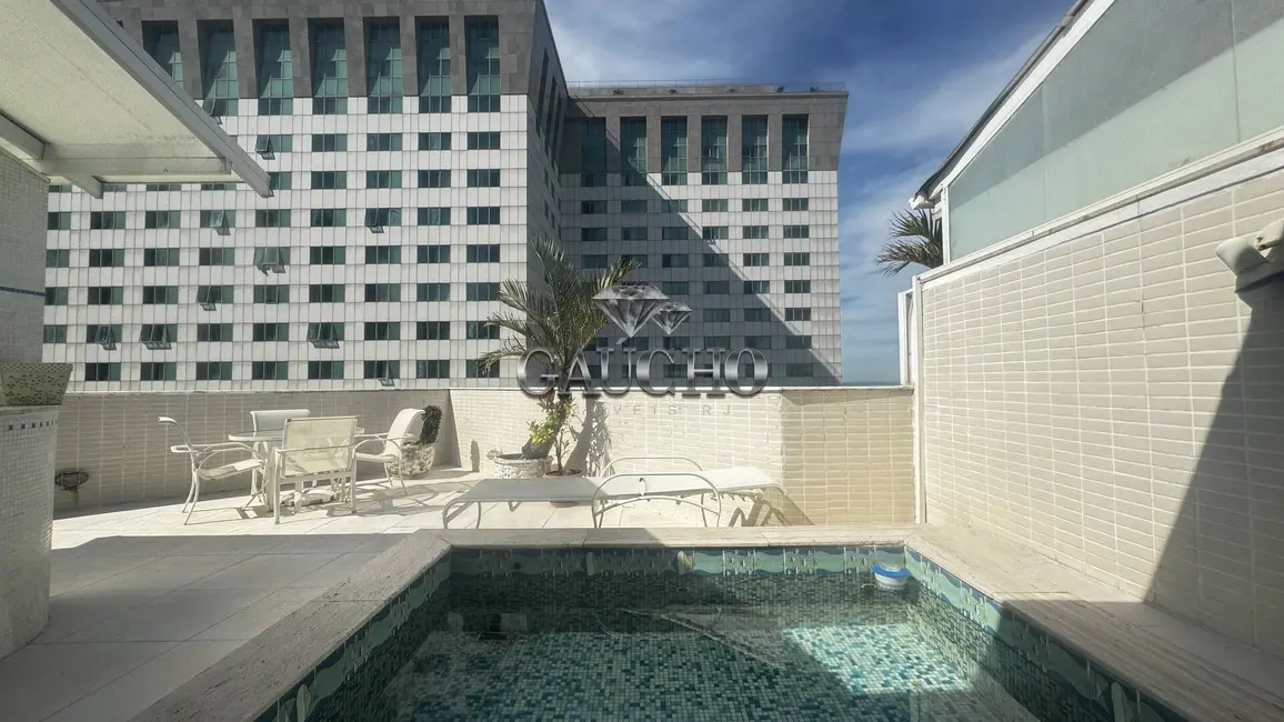 Foto 3 de Cobertura com 2 quartos à venda, 130m2 em Barra da Tijuca, Rio De Janeiro - RJ