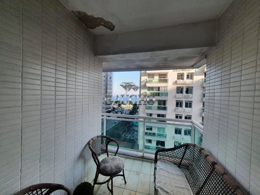 Foto 2 de Apartamento com 2 quartos à venda, 72m2 em Barra da Tijuca, Rio De Janeiro - RJ
