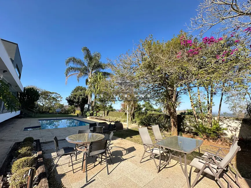 Foto 5 de Casa com 4 quartos à venda, 2200m2 em Juiz De Fora - MG