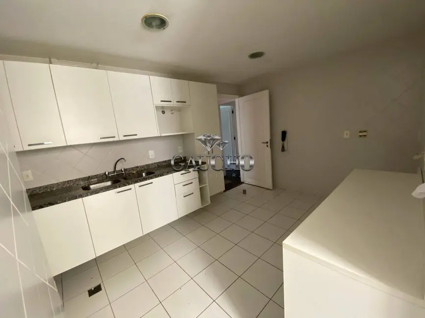 Cobertura com 4 quartos à venda, 200m2 em Recreio dos Bandeirantes, Rio De Janeiro - RJ - imagem 8 Foto 8 de Cobertura com 4 quartos à venda, 200m2 em Recreio dos Bandeirantes, Rio De Janeiro - RJ