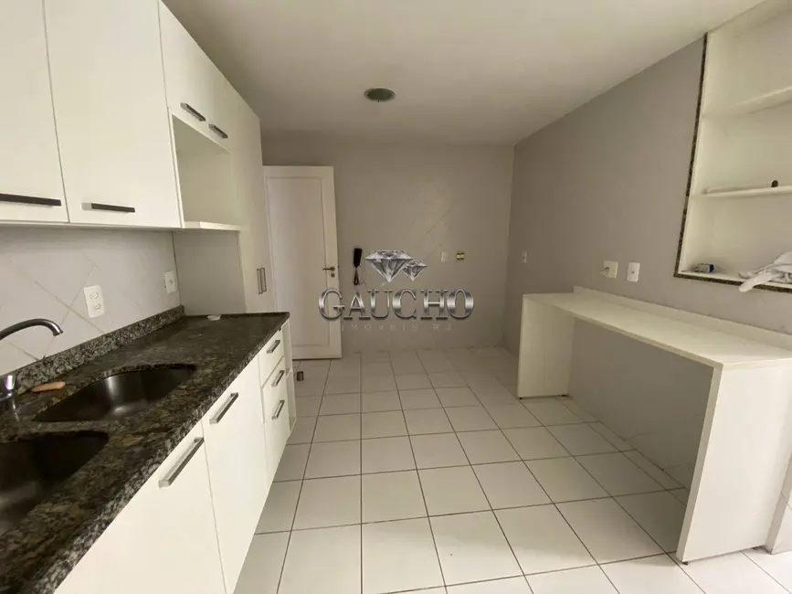 Cobertura com 4 quartos à venda, 200m2 em Recreio dos Bandeirantes, Rio De Janeiro - RJ - imagem 6 Foto 6 de Cobertura com 4 quartos à venda, 200m2 em Recreio dos Bandeirantes, Rio De Janeiro - RJ