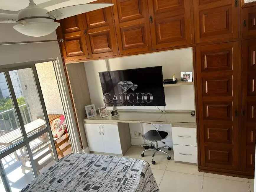 Apartamento com 3 quartos à venda, 115m2 em Tijuca, Rio De Janeiro - RJ - imagem 9 Foto 9 de Apartamento com 3 quartos à venda, 115m2 em Tijuca, Rio De Janeiro - RJ
