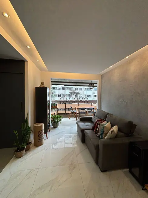 Foto 2 de Apartamento com 2 quartos à venda, 72m2 em Barra da Tijuca, Rio De Janeiro - RJ