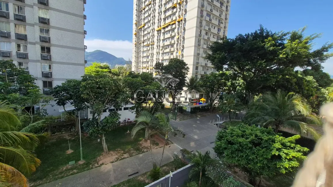Apartamento com 2 quartos para alugar, 54m2 em Barra da Tijuca, Rio De Janeiro - RJ - imagem 2 Foto 2 de Apartamento com 2 quartos para alugar, 54m2 em Barra da Tijuca, Rio De Janeiro - RJ