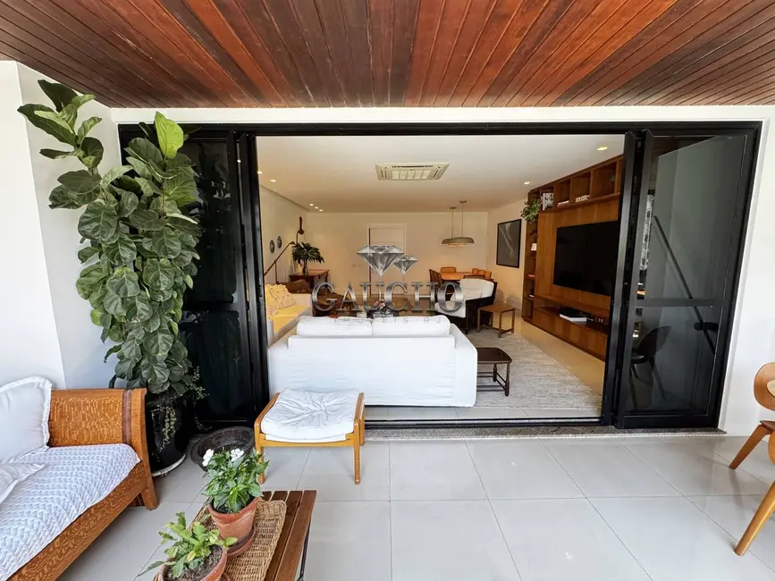 Foto 8 de Apartamento com 4 quartos à venda, 214m2 em Barra da Tijuca, Rio De Janeiro - RJ