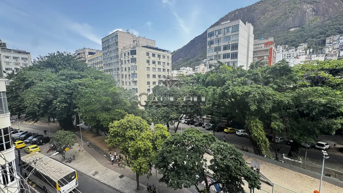 Foto 4 de Apartamento com 2 quartos à venda, 63m2 em Copacabana, Rio De Janeiro - RJ