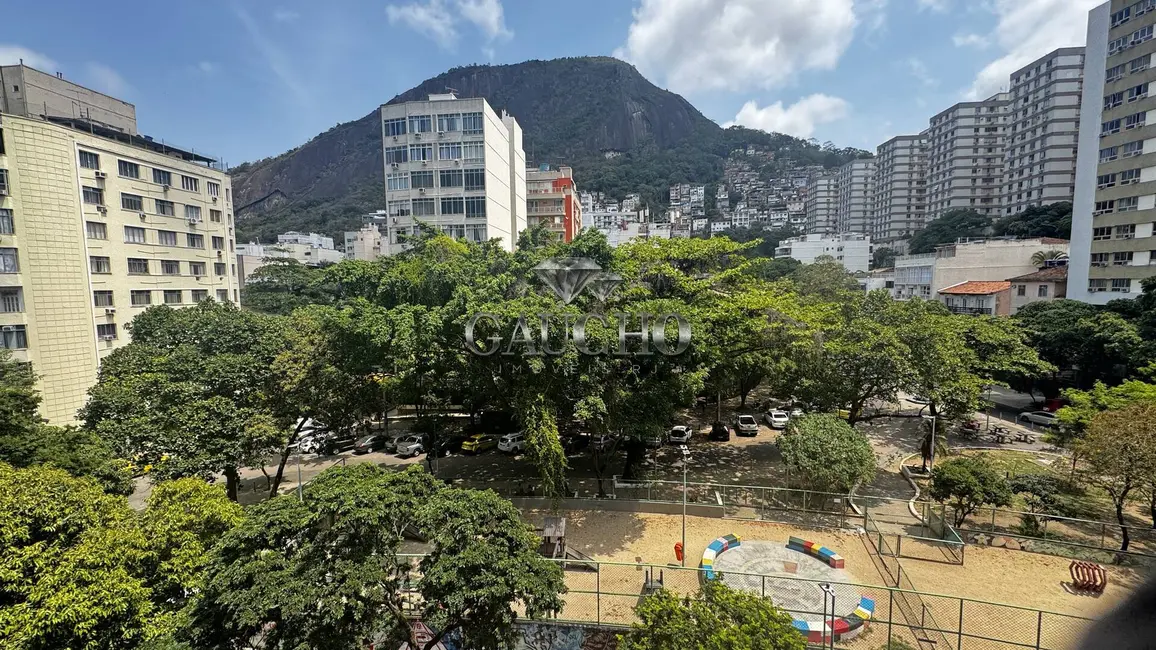 Foto 2 de Apartamento com 2 quartos à venda, 63m2 em Copacabana, Rio De Janeiro - RJ