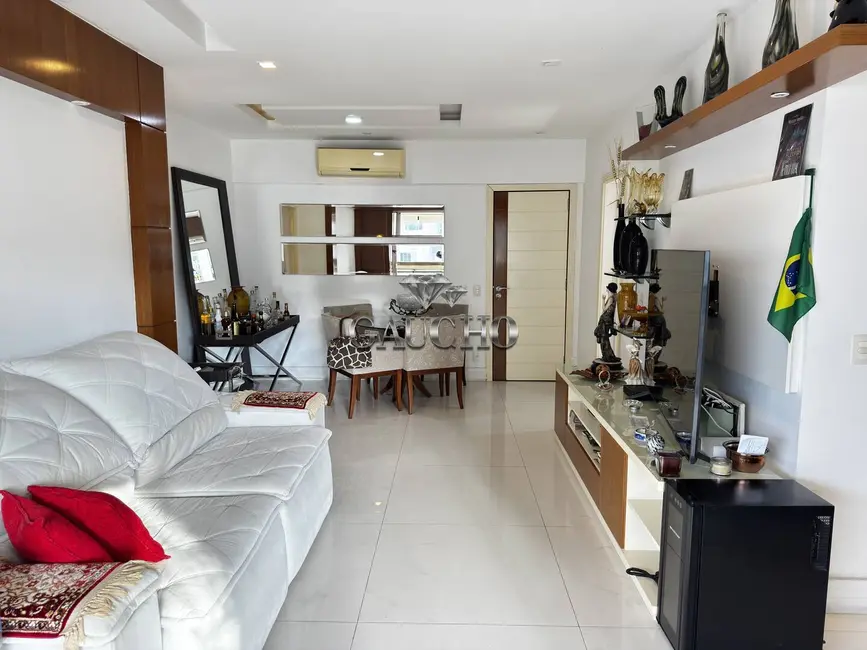 Foto 2 de Apartamento com 3 quartos à venda, 112m2 em Barra da Tijuca, Rio De Janeiro - RJ