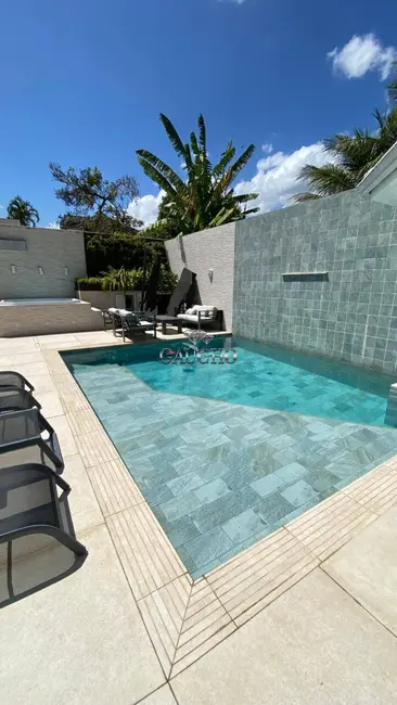 Casa com 4 quartos para alugar, 300m2 em Barra da Tijuca, Rio De Janeiro - RJ - imagem 5 Foto 5 de Casa com 4 quartos para alugar, 300m2 em Barra da Tijuca, Rio De Janeiro - RJ