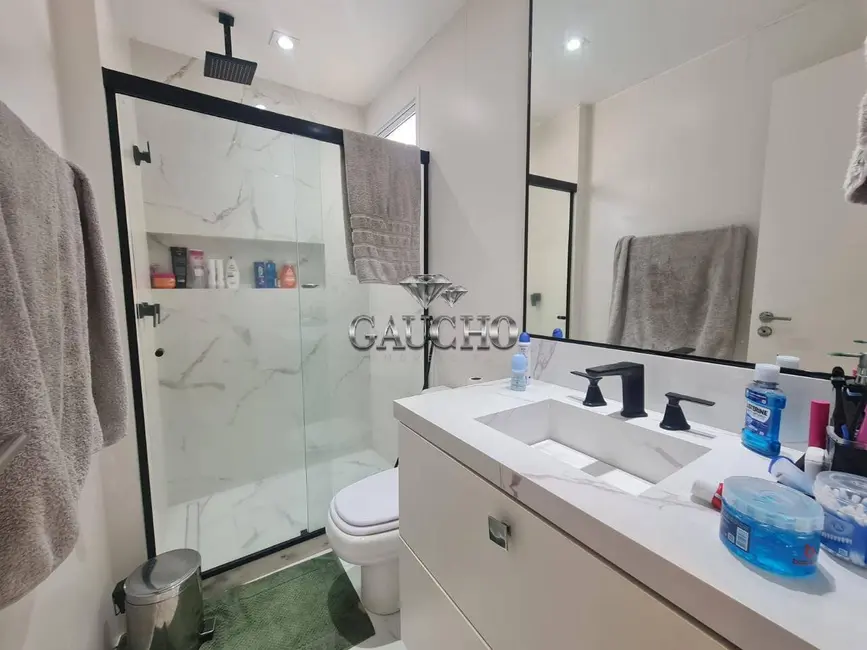 Casa com 4 quartos para alugar, 300m2 em Barra da Tijuca, Rio De Janeiro - RJ - imagem 9 Foto 9 de Casa com 4 quartos para alugar, 300m2 em Barra da Tijuca, Rio De Janeiro - RJ