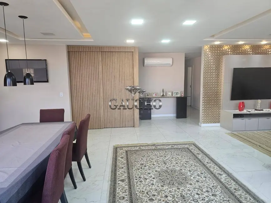 Foto 1 de Apartamento com 3 quartos à venda, 187m2 em Copacabana, Rio De Janeiro - RJ