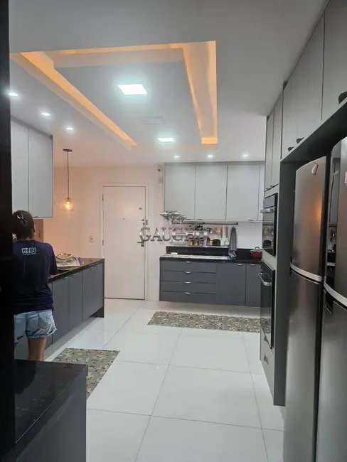 Foto 3 de Apartamento com 3 quartos à venda, 187m2 em Copacabana, Rio De Janeiro - RJ