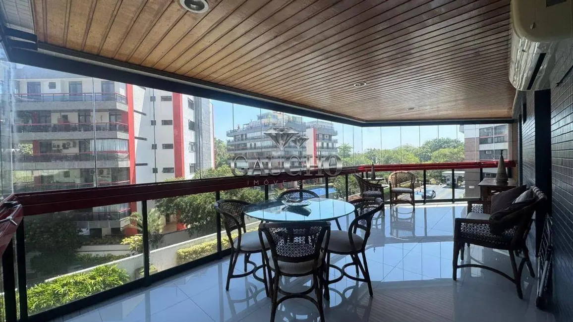 Foto 2 de Apartamento com 3 quartos à venda, 125m2 em Barra da Tijuca, Rio De Janeiro - RJ