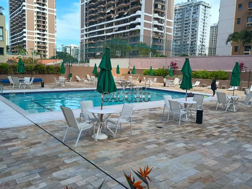 Foto 2 de Apartamento com 2 quartos à venda, 105m2 em Barra da Tijuca, Rio De Janeiro - RJ