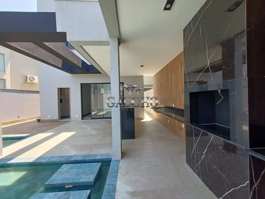 Casa com 4 quartos à venda, 450m2 em Recreio dos Bandeirantes, Rio De Janeiro - RJ - imagem 8 Foto 8 de Casa com 4 quartos à venda, 450m2 em Recreio dos Bandeirantes, Rio De Janeiro - RJ