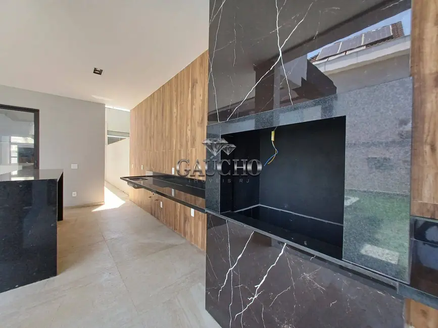 Casa com 4 quartos à venda, 450m2 em Recreio dos Bandeirantes, Rio De Janeiro - RJ - imagem 9 Foto 9 de Casa com 4 quartos à venda, 450m2 em Recreio dos Bandeirantes, Rio De Janeiro - RJ