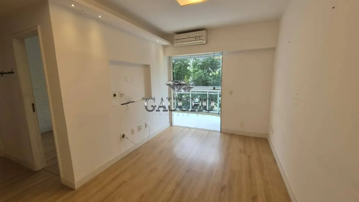 Foto 1 de Apartamento com 3 quartos à venda e para alugar, 77m2 em Rio De Janeiro - RJ