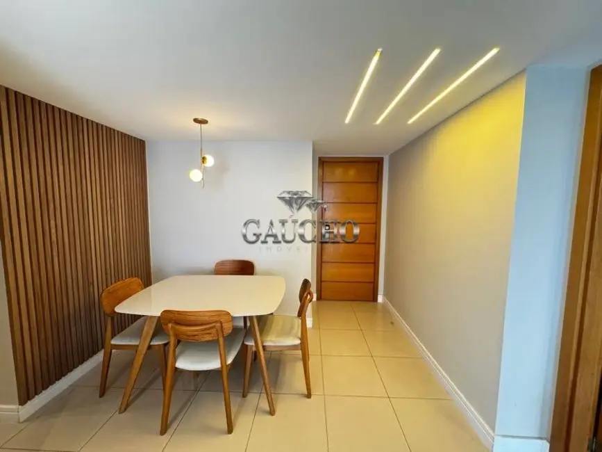 Foto 5 de Apartamento com 2 quartos à venda, 68m2 em Rio De Janeiro - RJ