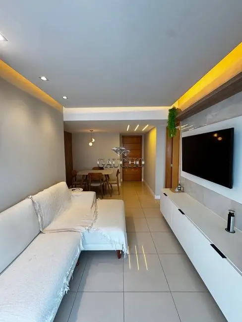 Foto 4 de Apartamento com 2 quartos à venda, 68m2 em Rio De Janeiro - RJ